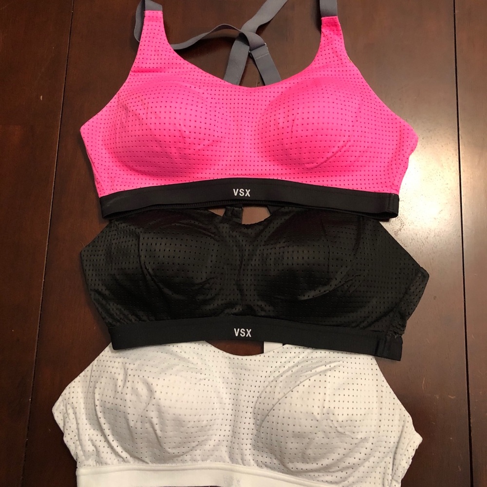 3 Victoria’s Secret sports bras